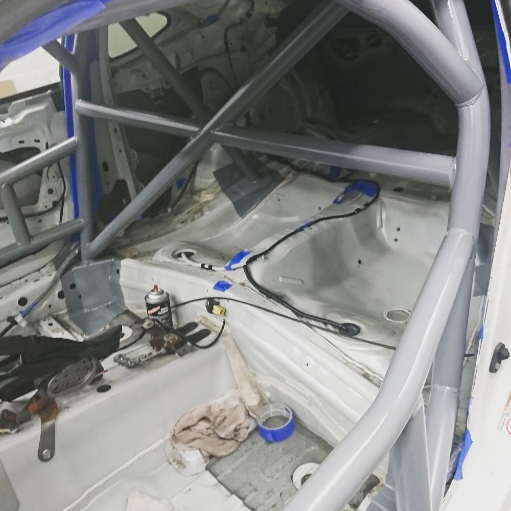 Name:  painted roll cage.jpg
Views: 2193
Size:  235.8 KB