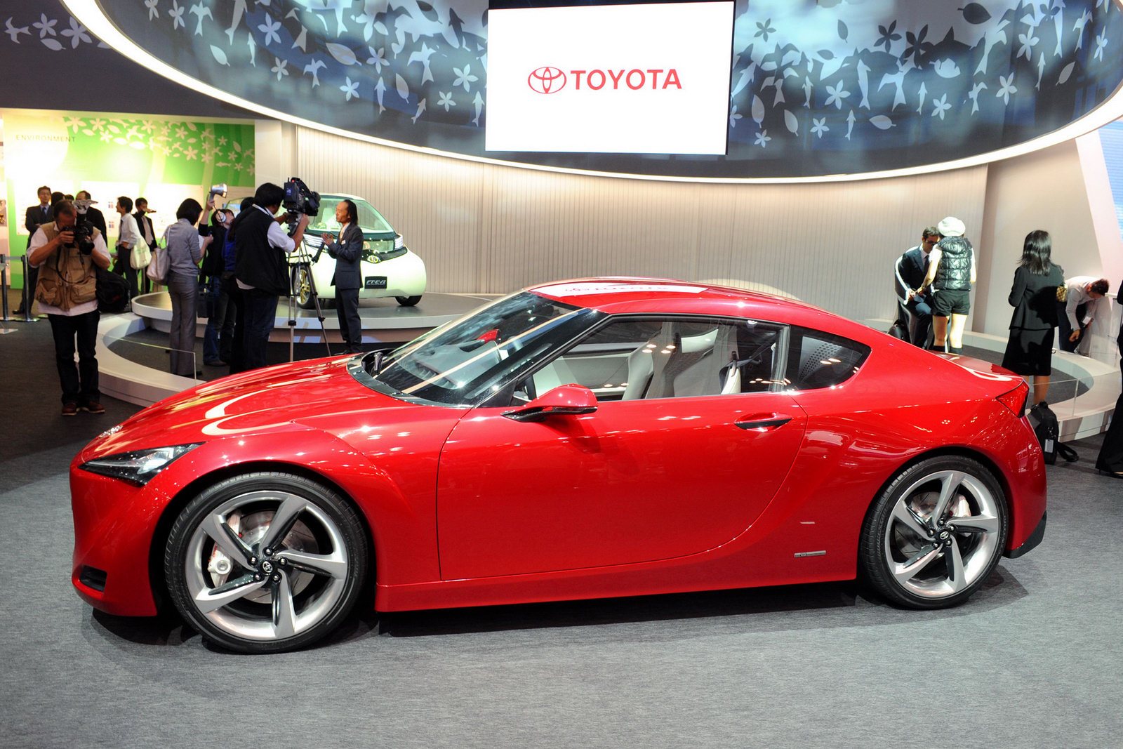 Name:  Toyota-FT-86-35.jpg
Views: 10260
Size:  385.4 KB