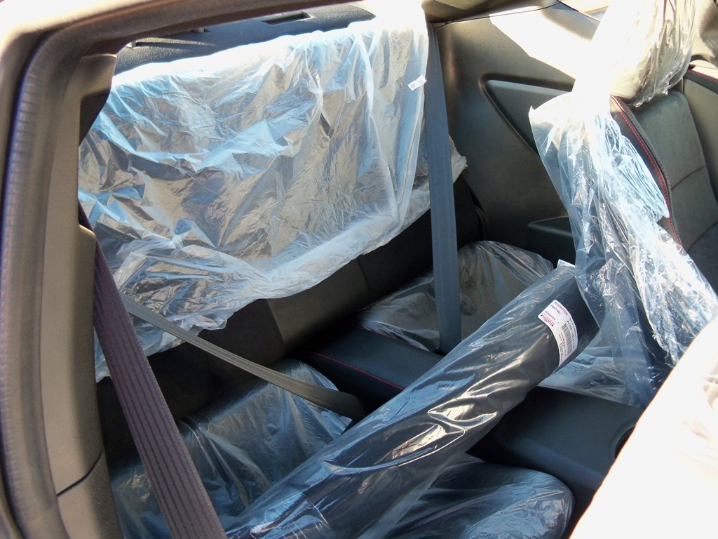 Name:  inside rear dirty.jpg
Views: 694
Size:  251.8 KB