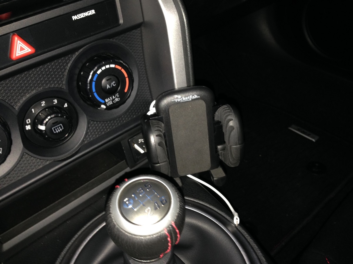 Name:  PhoneholderFRS.jpg
Views: 3621
Size:  221.9 KB