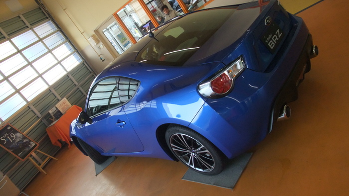 Name:  bluebrz2.jpg
Views: 38769
Size:  132.9 KB