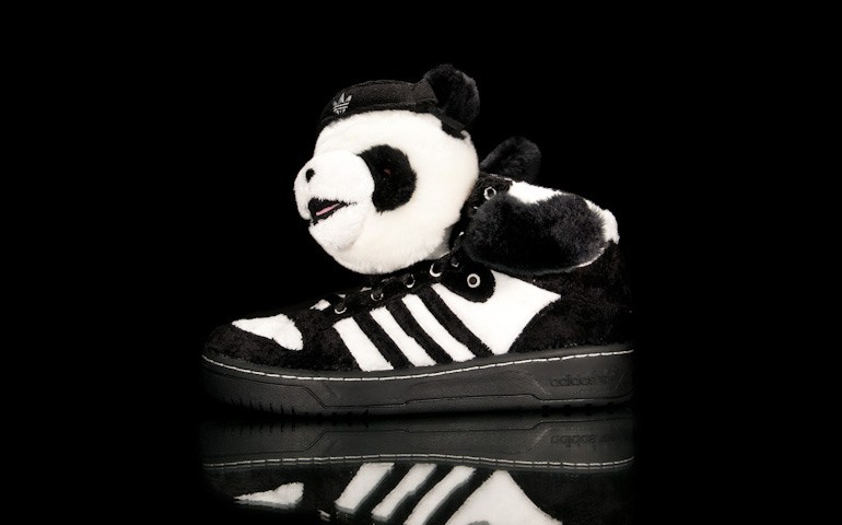 Name:  Adidas Originals ObyO Jeremy Scott Panda Bear Sneakers.jpg
Views: 2420
Size:  44.7 KB