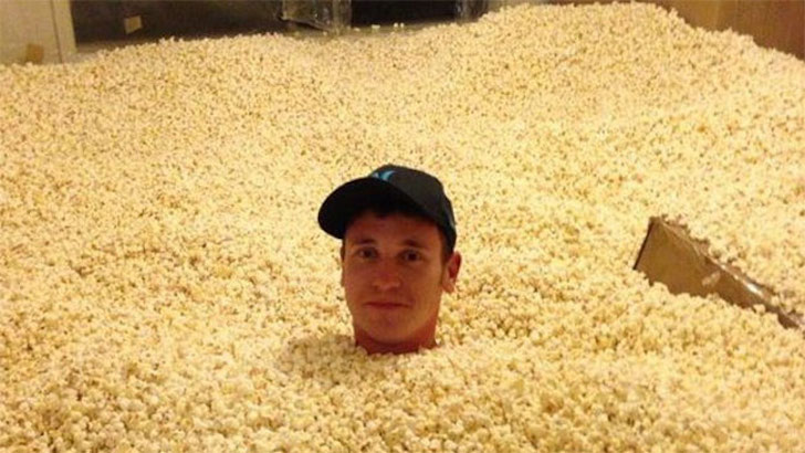 Name:  ben-chandler-epic-popcorn-prank.jpg
Views: 2293
Size:  85.5 KB