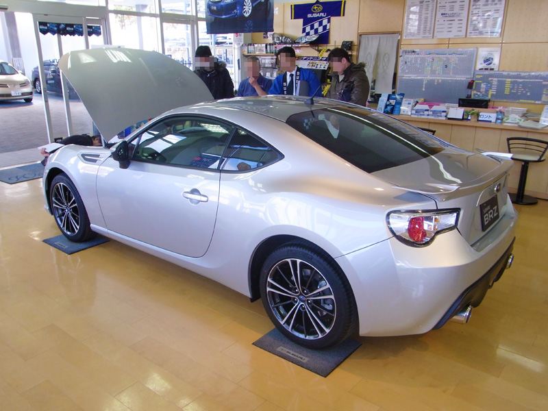 Name:  subarubrz-silver2.jpg
Views: 19355
Size:  75.4 KB