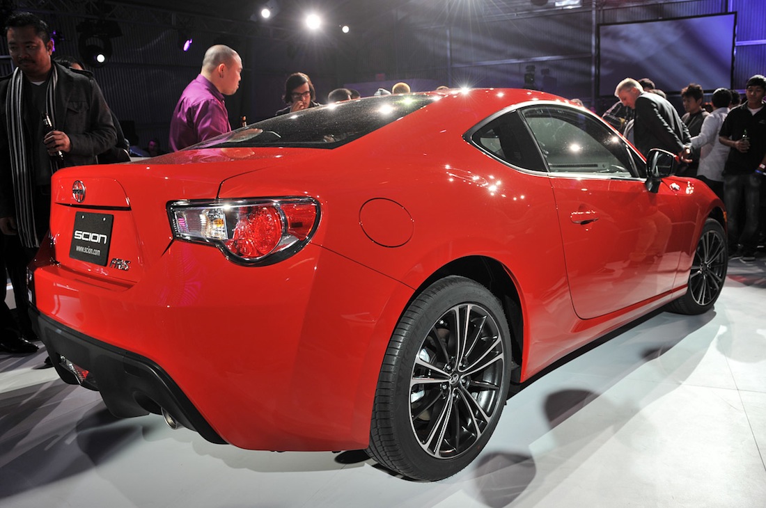 Name:  02-scion-fr-s-debut.jpg
Views: 29148
Size:  207.2 KB