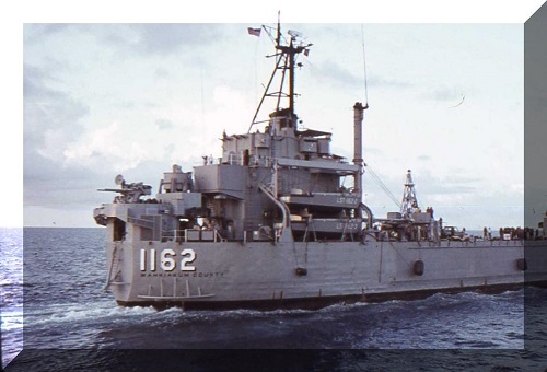 Name:  LST-1162 USS Wahkiakum County HIGH LINE WITH USS MULIPHEN A.jpg
Views: 375
Size:  56.6 KB